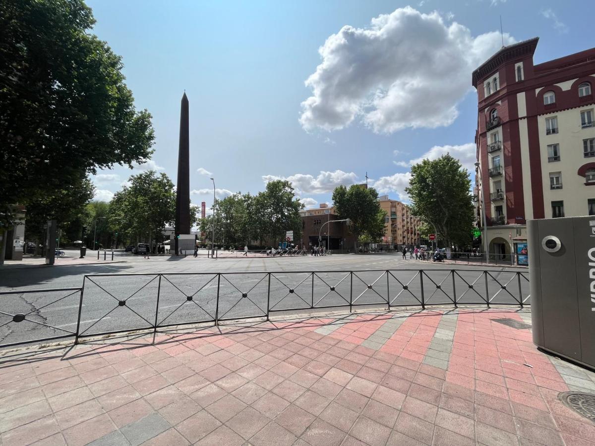 Departamento De Lujo Atocha Apartment Мадрид Екстериор снимка