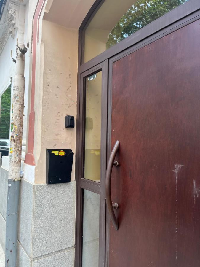 Departamento De Lujo Atocha Apartment Мадрид Екстериор снимка